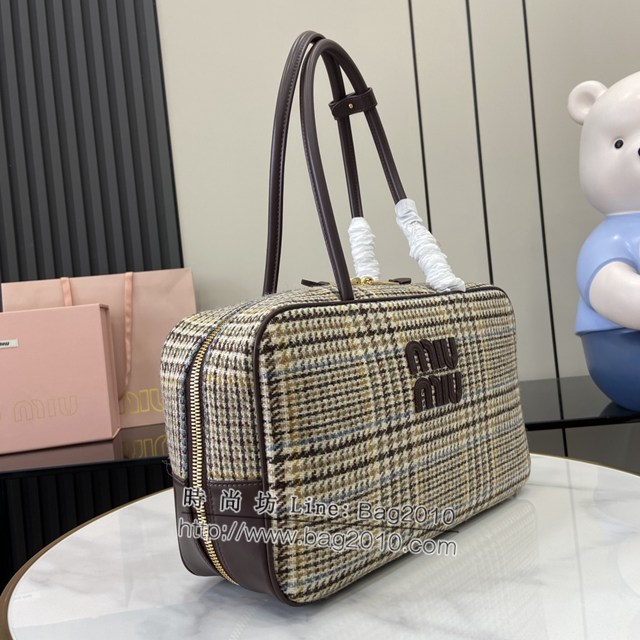 miumiu專櫃繆繆最新款原廠羊毛千鳥格公事包 jh2334型號：5bb117，5bb163
